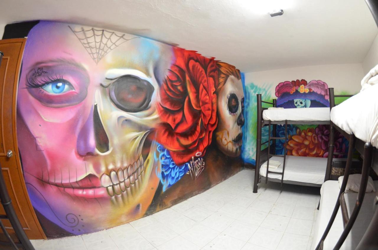 Fiesta Party Hostel - Cancún Extérieur photo